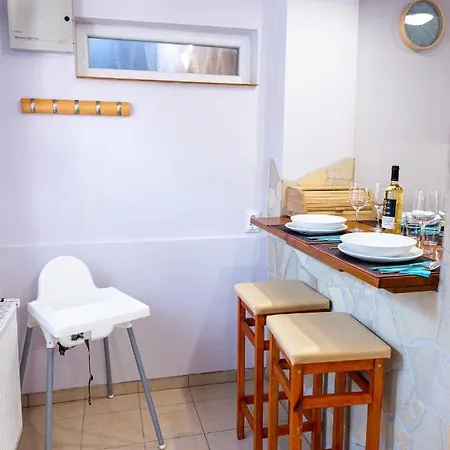 Bor, Villa, Sosto Mestecǎneşti