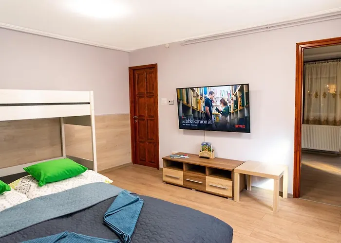 Bor, Villa, Sosto Апартаменты Ньиредьхаза