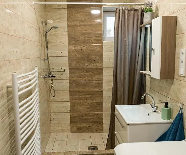 Bor, Villa, Sosto Nyíregyháza