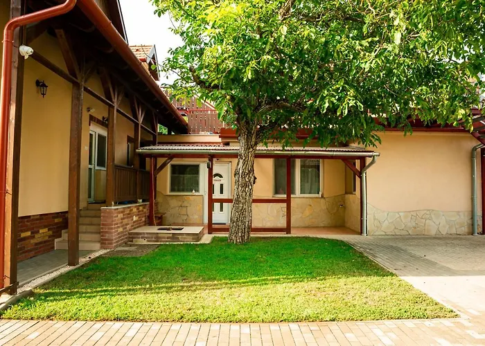 Апартаменты Bor, Villa, Sosto